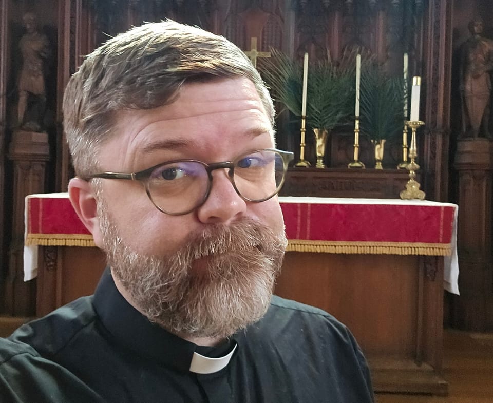 About Bookish Priest